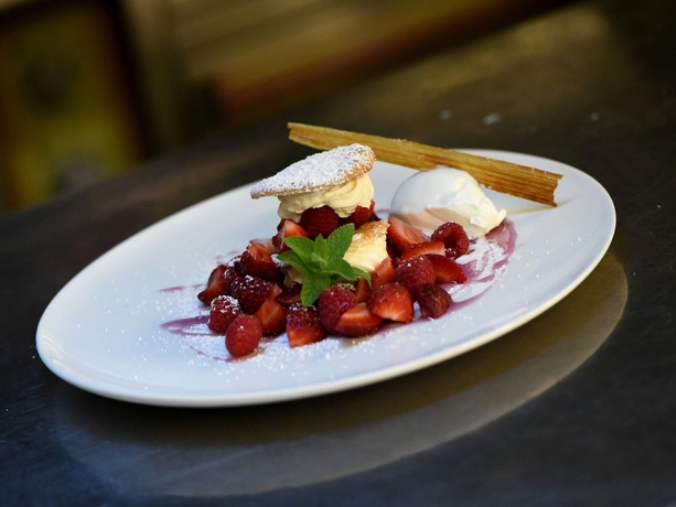Imagen del bar/restaurante del Hotel Logis Auberge Des Moulins. Foto 9