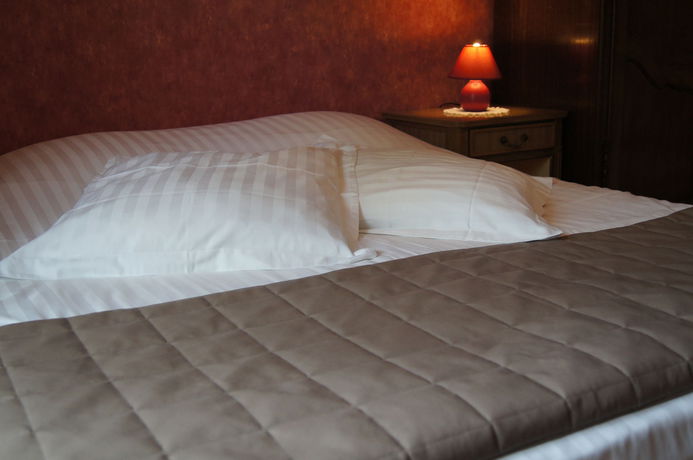 Imagen del bar/restaurante del Hotel Logis Beau Séjour. Foto 4