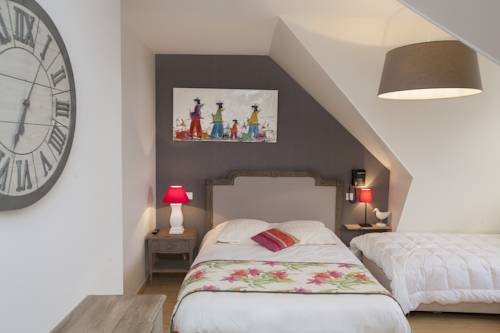 Imagen de la habitación del Hotel Logis Beaus&eacute;jour, Erquy. Foto 6