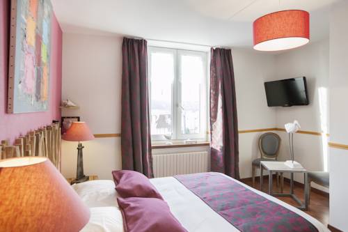 Imagen de la habitación del Hotel Logis Beaus&eacute;jour, Erquy. Foto 7