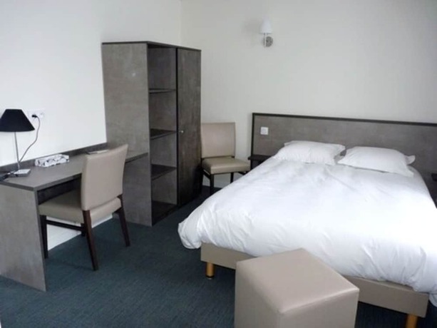 Imagen de la habitación del Hotel Logis Beaus&eacute;jour, Sainte Suzanne. Foto 8