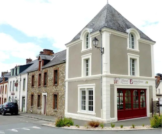 Imagen general del Hotel Logis Beaus&eacute;jour, Sainte Suzanne. Foto 1