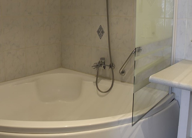 Imagen de la habitación del Hotel Logis Beaus&eacute;jour, Sainte Suzanne. Foto 9