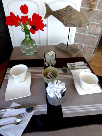 Imagen del bar/restaurante del Hotel Logis Beausejour, Erquy. Foto 7