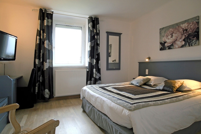 Imagen de la habitación del Hotel Logis Beau-site. Foto 13