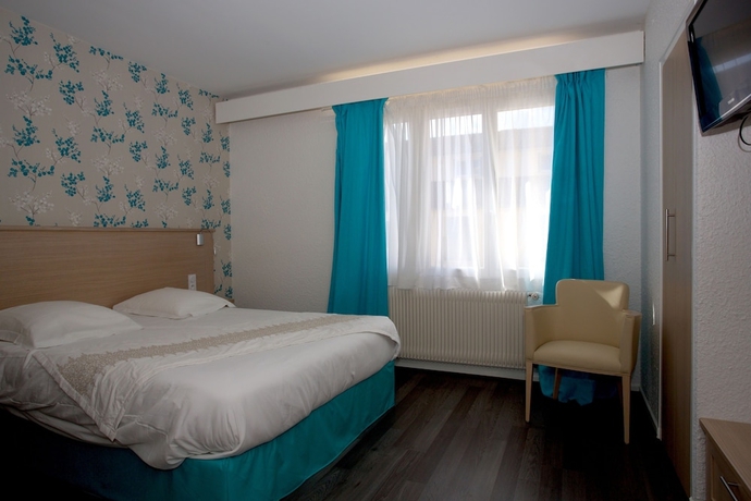 Imagen de la habitación del Hotel Logis Beau-site. Foto 15