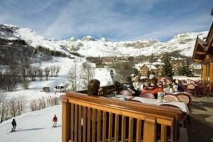 Imagen del bar/restaurante del Hotel Logis Beausoleil. Foto 9