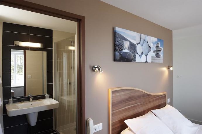 Imagen de la habitación del Hotel Logis Belle Vue. Foto 4