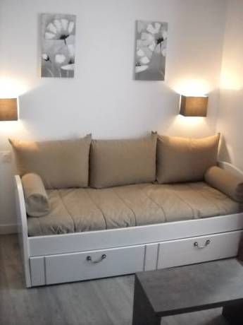 Imagen de la habitación del Hotel Logis Bellevue, ROSCOFF. Foto 11