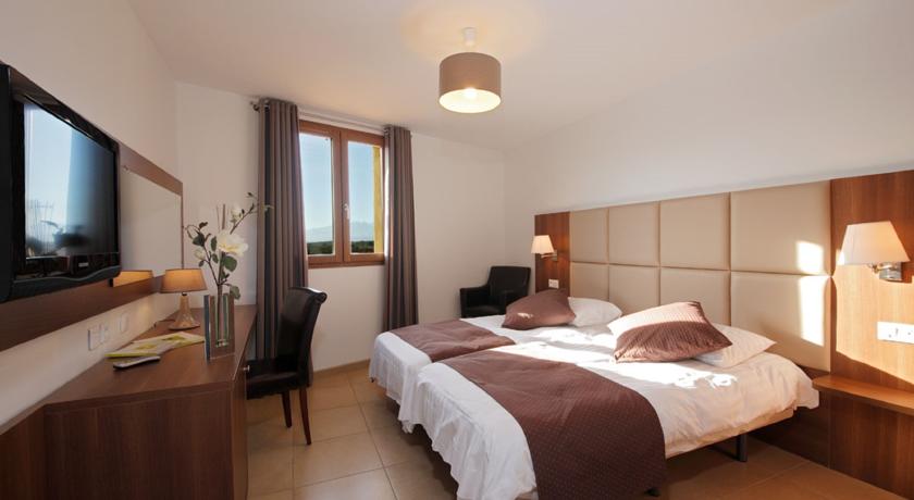 Imagen general del Hotel Logis Carasol. Foto 3