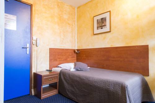 Imagen de la habitación del Hotel Logis Central Montargis. Foto 4