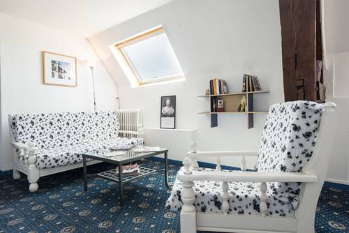 Imagen de la habitación del Hotel Logis Central Montargis. Foto 5