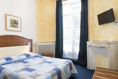 Imagen de la habitación del Hotel Logis Central Montargis. Foto 12