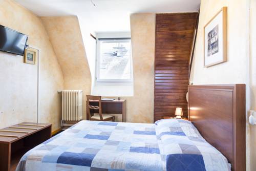 Imagen de la habitación del Hotel Logis Central Montargis. Foto 16