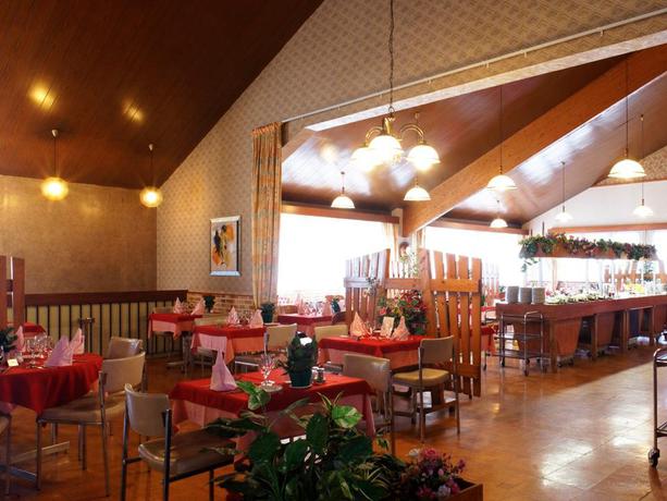 Imagen del bar/restaurante del Hotel Logis Clermotel. Foto 2