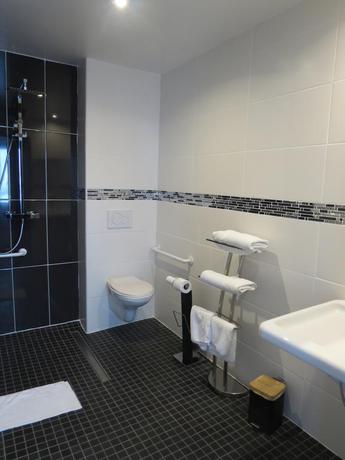 Imagen de la habitación del Hotel Logis C&ocirc;te D'opale. Foto 4