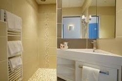 Imagen de la habitación del Hotel Logis Corintel, Bordeaux Est. Foto 5