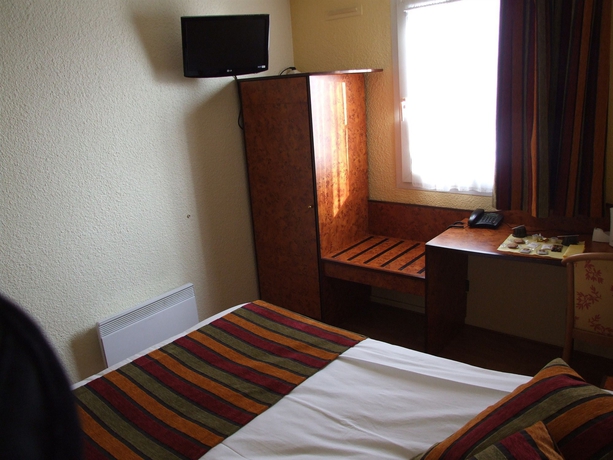 Imagen de la habitación del Hotel Logis Cottage Calais. Foto 7