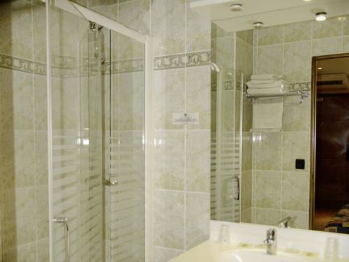 Imagen de la habitación del Hotel Logis De France Des Sources. Foto 6