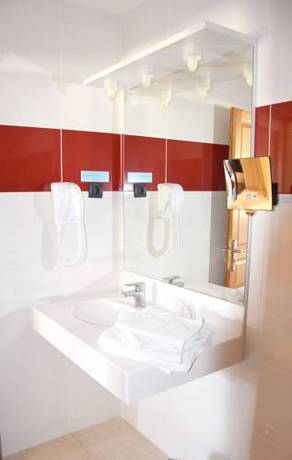 Imagen de la habitación del Hotel Logis De France Des Sources. Foto 9