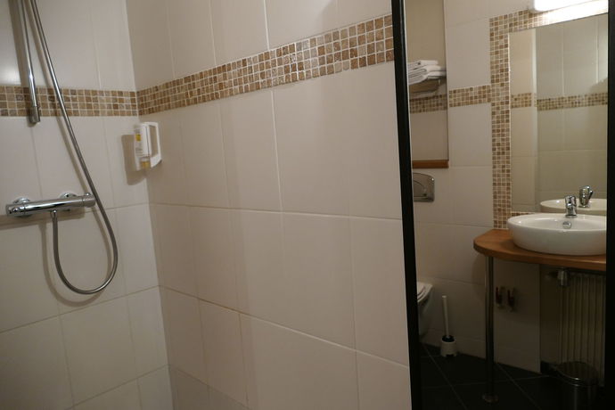 Imagen de los interiores del Hotel Logis De France Epi D'or. Foto 12