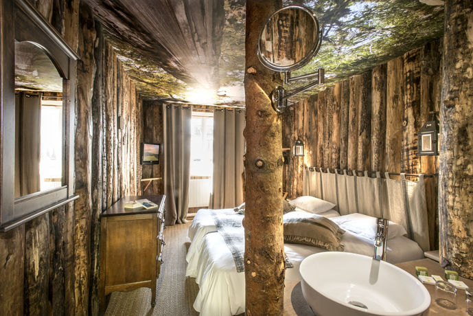Imagen de la habitación del Hotel Logis De France Le Rocher Blanc. Foto 5