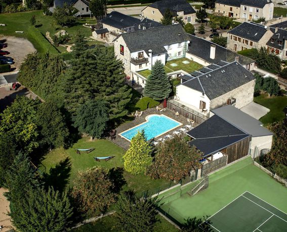 Imagen general del Hotel Logis De France Le Rocher Blanc. Foto 2
