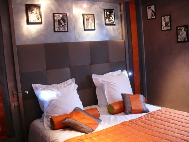 Imagen de la habitación del Hotel Logis De France Le Rocher Blanc. Foto 9