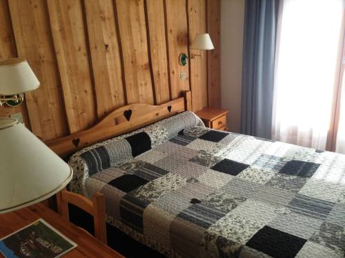 Imagen de la habitación del Hotel Logis De La Buffe. Foto 4