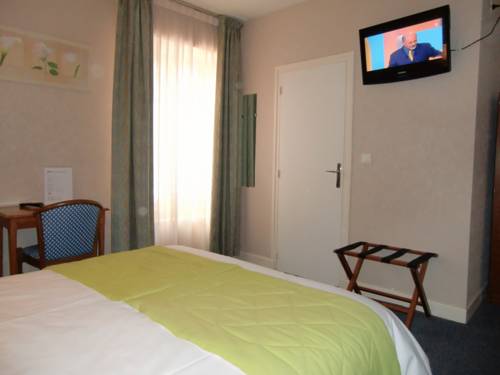 Imagen de la habitación del Hotel Logis De La Paix, Saint Nectaire. Foto 9