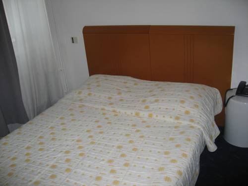 Imagen de la habitación del Hotel Logis De La Pointe De Mousterlin. Foto 4