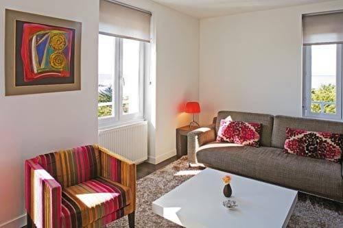 Imagen de la habitación del Hotel Logis De La Pointe De Mousterlin. Foto 7