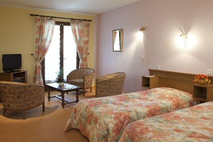 Imagen de la habitación del Hotel Logis Des Sapins. Foto 15