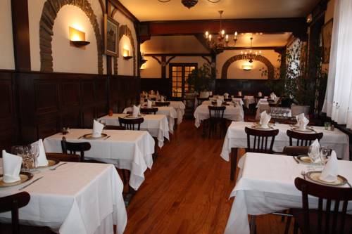 Imagen del bar/restaurante del Hotel Logis Des Voyageurs. Foto 8