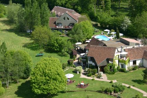 Imagen general del Hotel Logis Domaine de L'Arbrelle. Foto 2