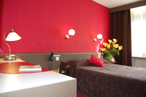 Imagen general del Hotel Logis Du Midi - Saint Etienne Sud. Foto 1