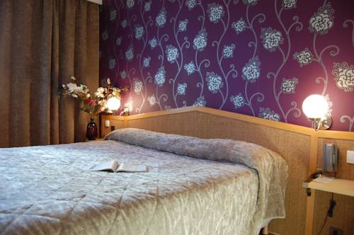 Imagen de la habitación del Hotel Logis Du Midi - Saint Etienne Sud. Foto 11