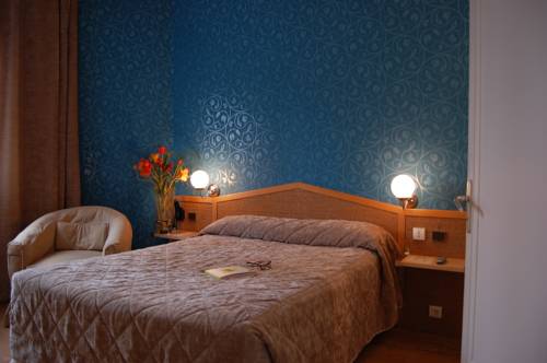 Imagen de la habitación del Hotel Logis Du Midi - Saint Etienne Sud. Foto 13