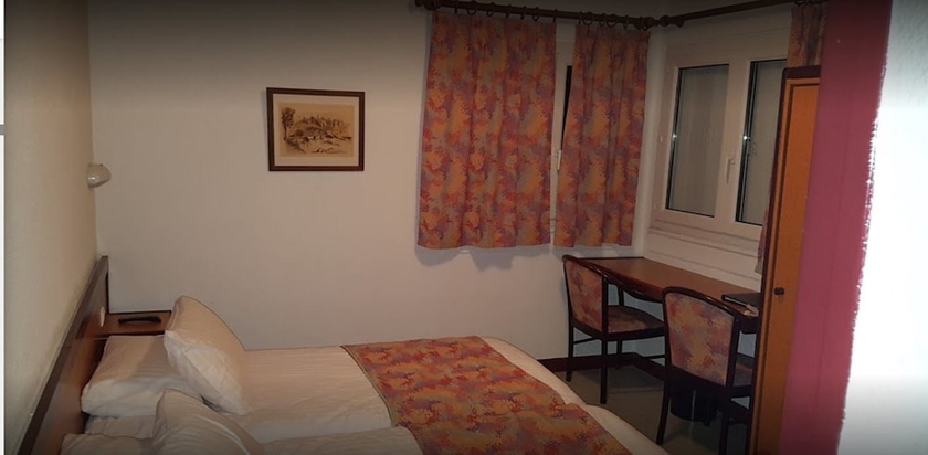 Imagen de la habitación del Hotel Logis Eden Lac. Foto 17