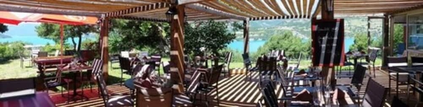 Imagen del bar/restaurante del Hotel Logis Eden Lac. Foto 3