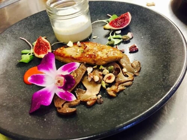 Imagen del bar/restaurante del Hotel Logis Eden Lac. Foto 6