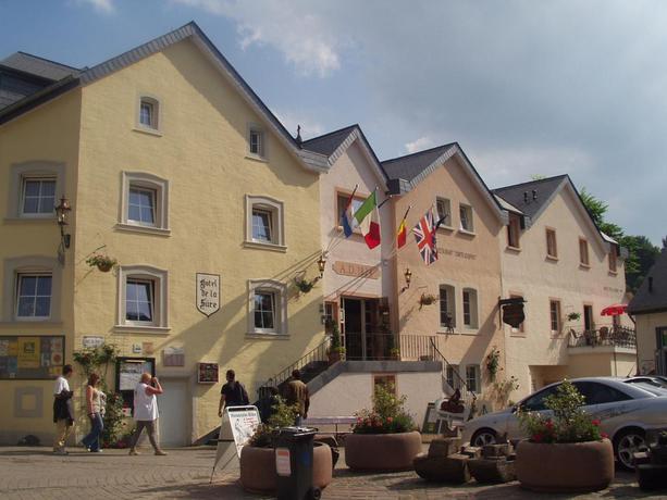 Imagen general del Hotel Logis Gourmet & Relax Wellness Hotel De La Sure. Foto 1