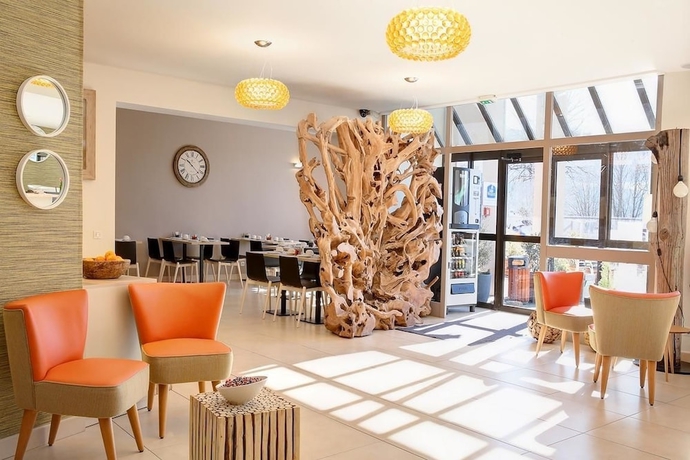 Imagen de los interiores del Hotel Logis Havvah Gap. Foto 17