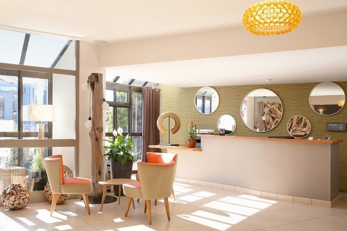 Imagen de los interiores del Hotel Logis Havvah Gap. Foto 18