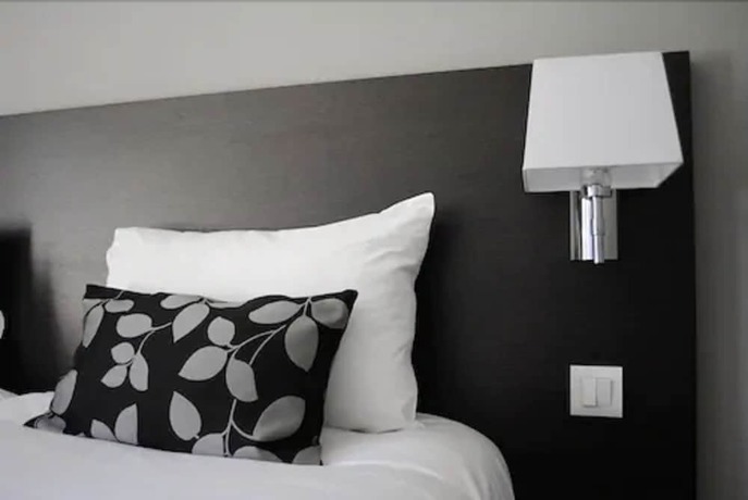 Imagen de la habitación del Hotel Logis H&ocirc;tel Ali&eacute;nor. Foto 11