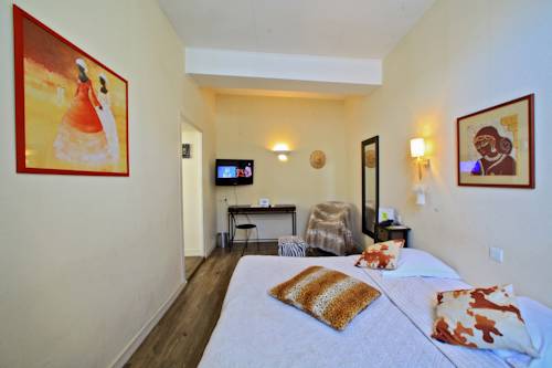 Imagen de la habitación del Hotel Logis H&ocirc;tel Lafayette Rochefort France. Foto 14