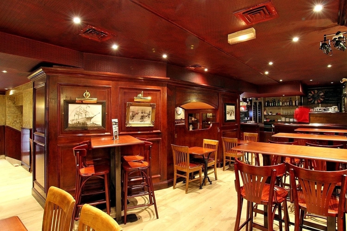 Imagen del bar/restaurante del Hotel Logis Hôtel Le Drakkar. Foto 3