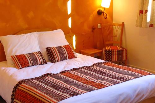Imagen de la habitación del Hotel Logis H&ocirc;tel Les Peupliers. Foto 8