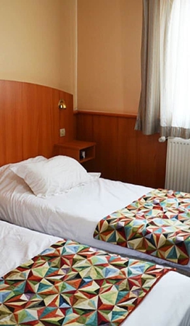 Imagen de la habitación del Hotel Logis H&ocirc;tel Restaurant Les Fontaine. Foto 13