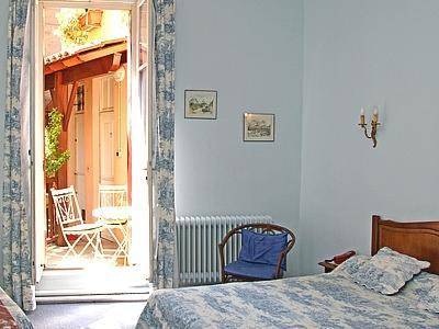 Imagen de la habitación del Hotel Logis Hôtel Saint Clair. Foto 12